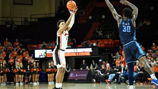 Beavers Take Down Toreros in Overtime Image