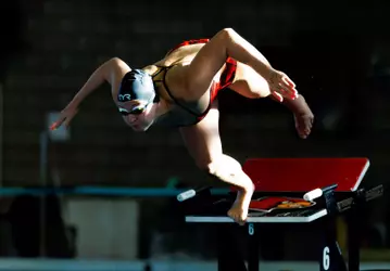 Daria Golovaty Starts Race