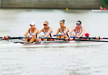 Louisville rowing competes in the Derby City Head Race