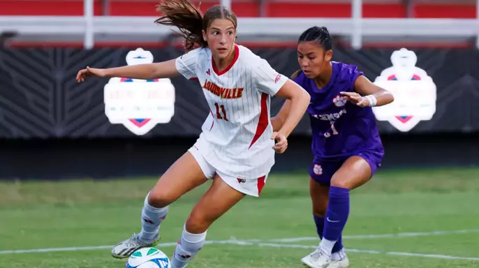 Amelia Swinarski defending the ball during the game against Clemson at the Dr. Mark and Cindy Lynn stadium on September 19, 2025.