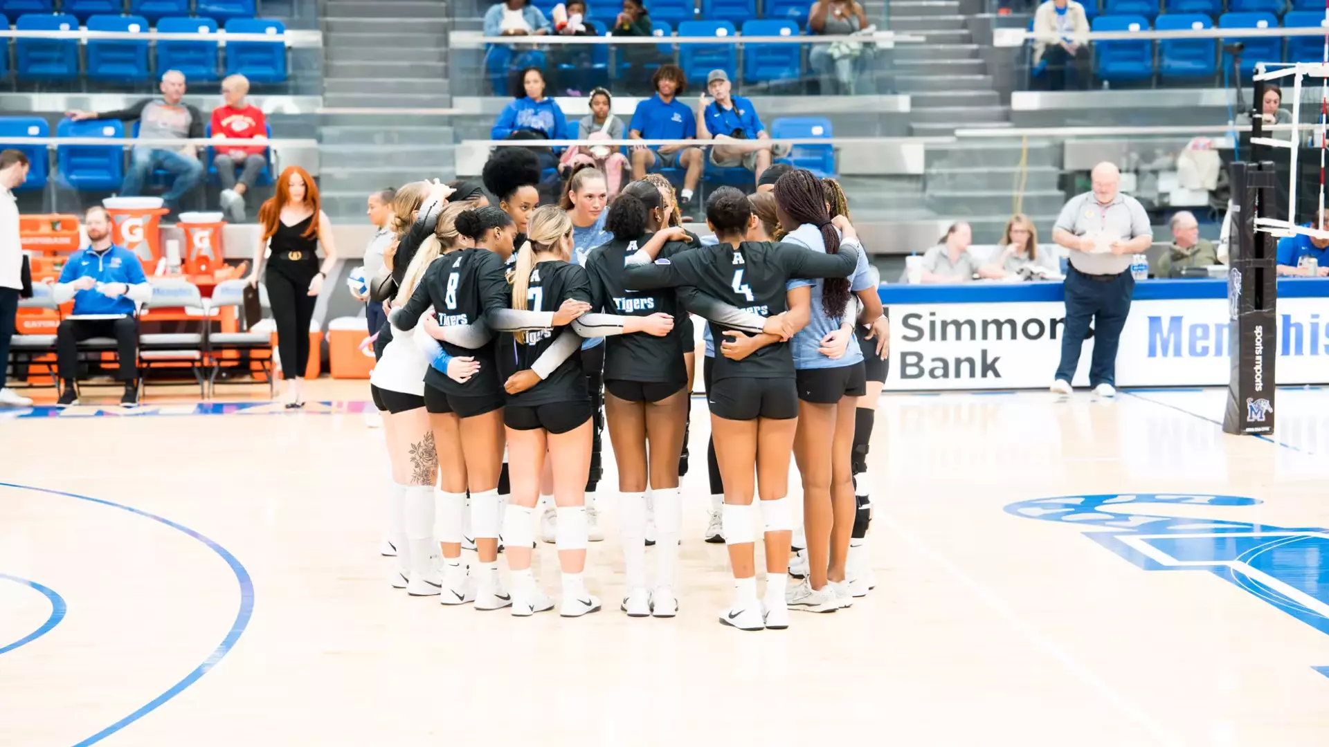 Group Huddle vs North Texas