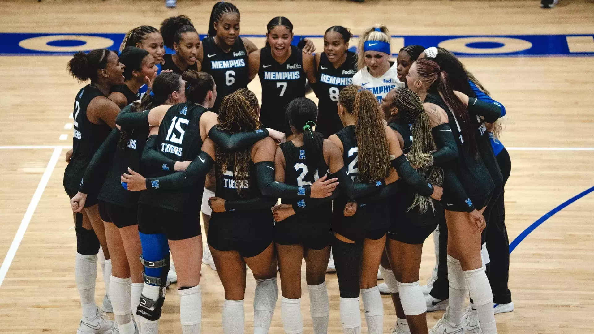 VB Huddle Shot