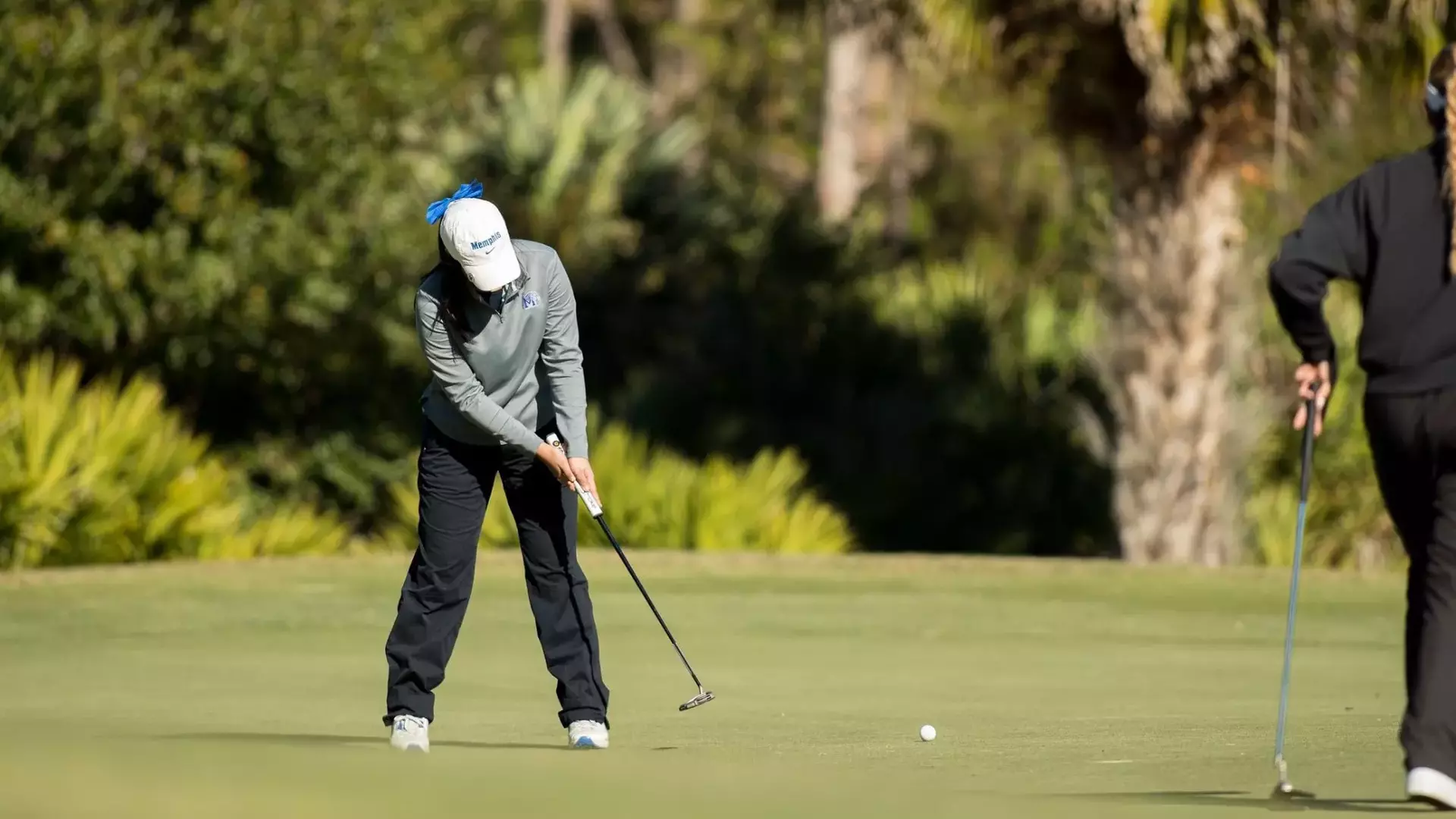 Pavarisa Jongpipittaporn putting