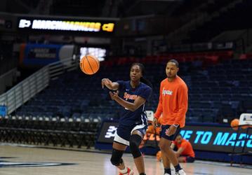 Cover image for Syracuse NCAA Tournament Friday Practice