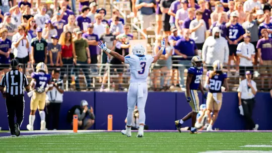 Riley Smith To Raise Blue Chaos Flag