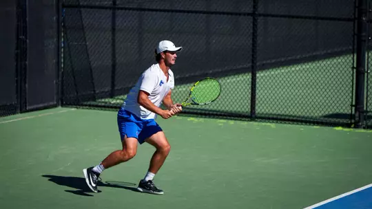 Baker Leads Broncos at Regional Championships