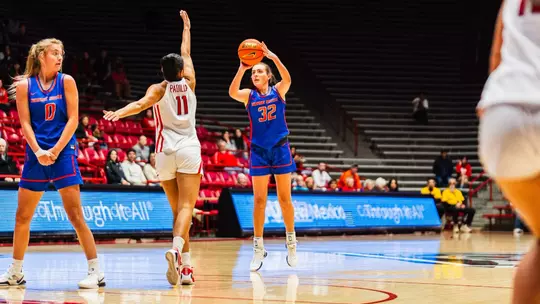 Broncos Edged at The Pit