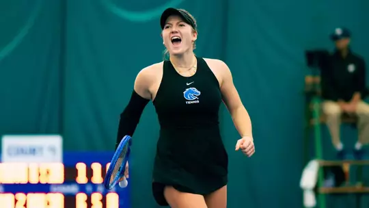 Broncos Win Seventh Straight