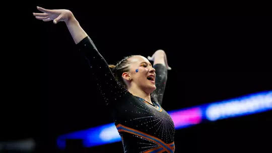 Kristina Shchennikova salute after home routine