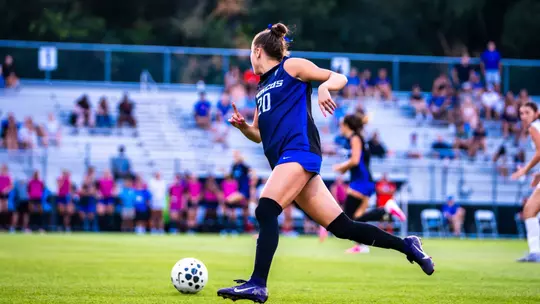 Jillian Anderson Selected to United Soccer Coaches Midfielder Watch List