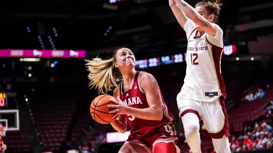 TALLAHASSEE, FL - November 16, 2025 - guard Lenée Beaumont #5 of the Indiana Hoosiers during the game between the Florida State Seminoles and the Indiana Hoosiers at Donald L. Tucker Civic Center in Bloomington, IN. Photo By Maddi Sponsel/Indiana Athletics