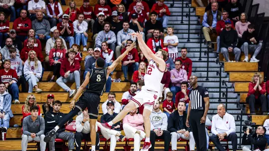 BLOOMINGTON, IN - November 20, 2025 - forward Tucker DeVries #12 of the Indiana Hoosiers during the game between the Lindenwood Lions and the Indiana Hoosiers at Simon Skjodt Assembly Hall in Bloomington, IN. Photo By Dani Meersman/Indiana Athletics