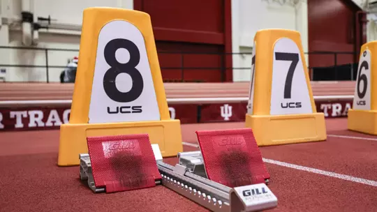 BLOOMINGTON, IN - December 12, 2025 - Blocks during the Early Bird meet at Harry Gladstein Fieldhouse in Bloomington, IN. Photo By Emma Pearce/Indiana Athletics