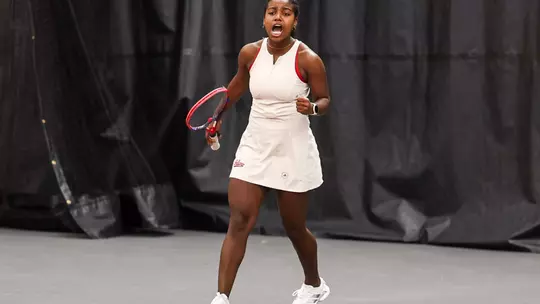 BLOOMINGTON, IN - March 15, 2026 - Elisabeth Dunac of the Indiana Hoosiers during the meet between the Minnesota Golden Gophers and the Indiana Hoosiers at IU Tennis Center in Bloomington, IN. Photo By Spencer Meyer/Indiana Athletics