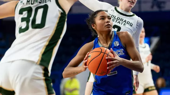 Image related to Women’s Basketball Hosts Wyoming for Field Trip Day