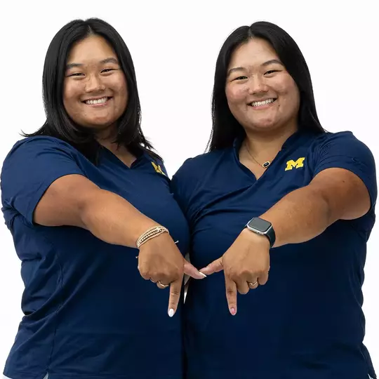 Lauren Sung, left, and Sydney Sung