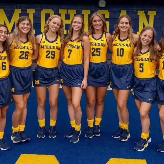 Field Hockey 2025 freshmen
