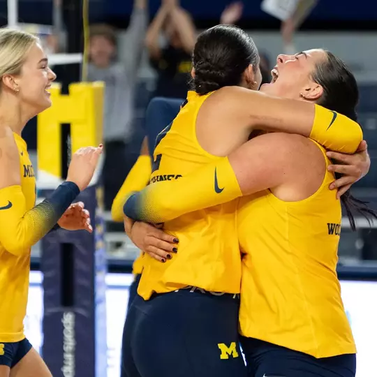 Jenna Hanes, Allison Jacobs, Morgan Burke