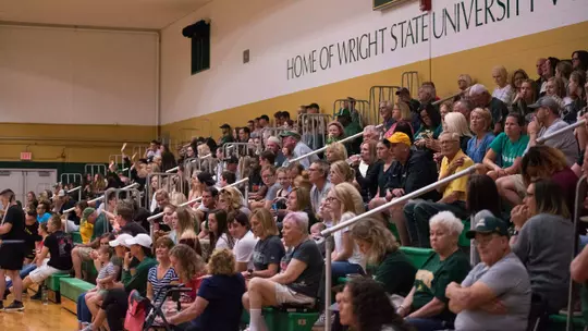 VB Crowd v Milwaukee