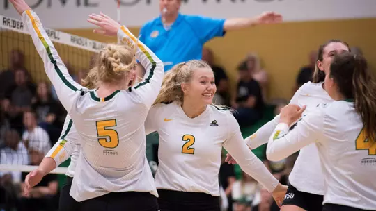 Lainey Stephenson (Oakland)