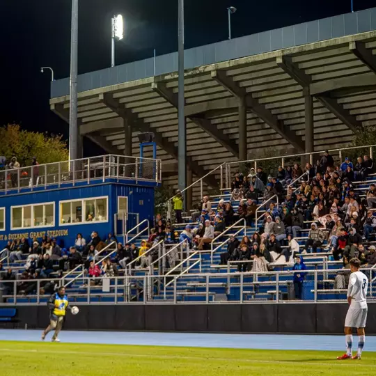 Men's Soccer Drops Match to No. 11 Kansas City