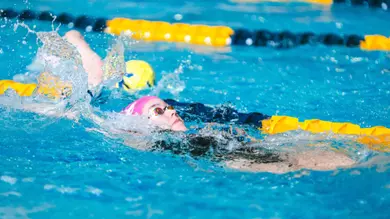 Women's Swimming & Diving