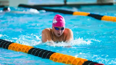 Women's Swimming & Diving