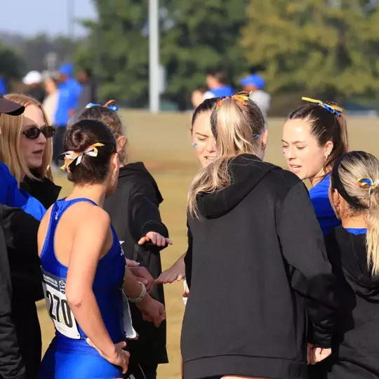 Gruber, Cross Country Earn USTFCCCA All-Academic Honors