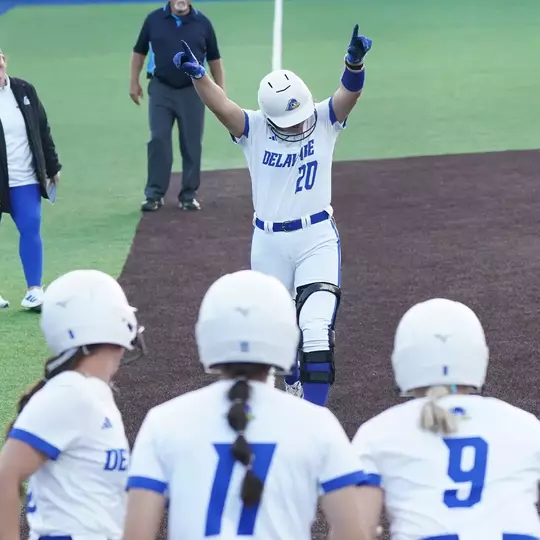 Softball Extends Win Streak to 10 with Sweep of Kennesaw State