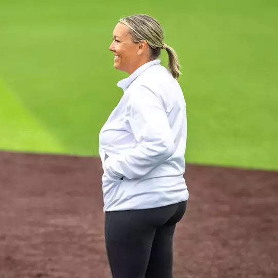 Softball Promotes Nikki Andrade to Associate Head Coach