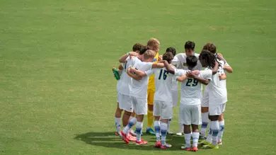MSOC vs Temple Huddle