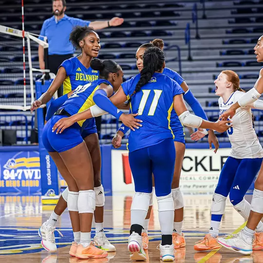 Volleyball Loses First Home Match of Season in Setback to VCU