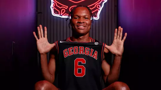 David Ugonna Ike swag shot (photo by Tony Walsh).