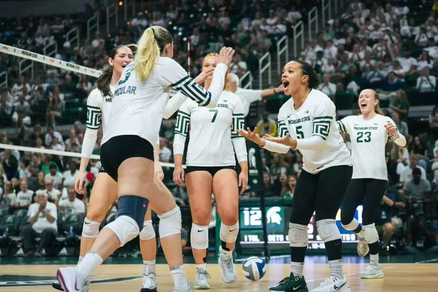 VB vs. UM