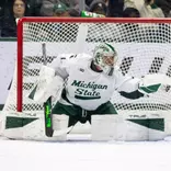 Trey Augustine, action, 2025-26, hockey