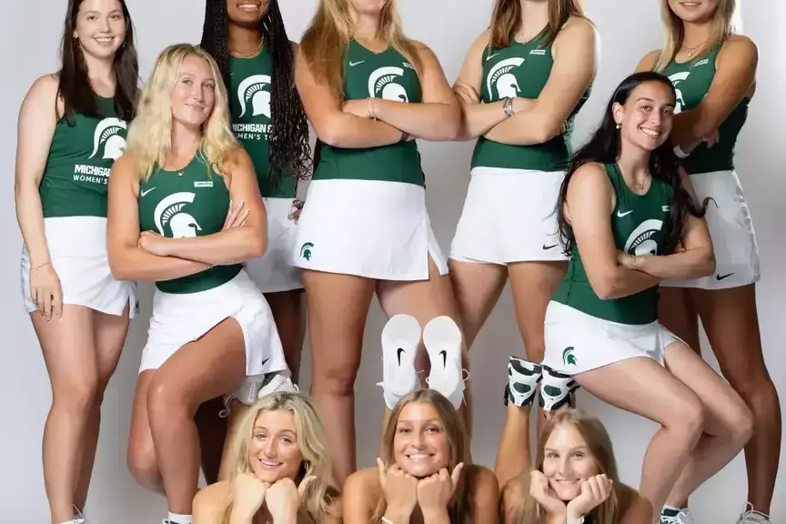 2026-27 MSU women's tennis team group casual photo