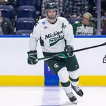 Patrick Geary warms up before the 2026 NCAA Tournament