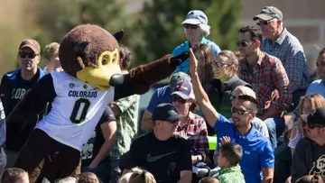 chip at soccer vs. stanford 2017