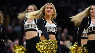cheerleader