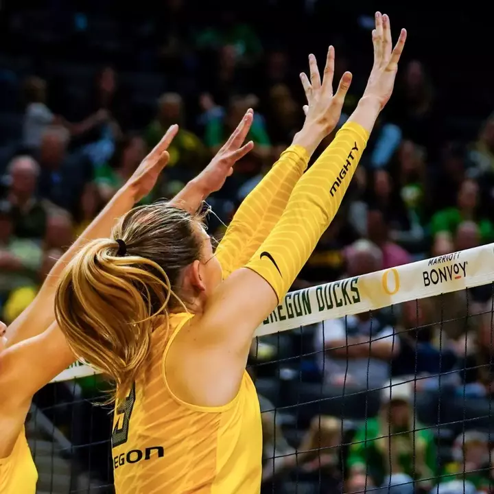 McFadden, Vaulet blocking vs Penn State (Oct. 18)