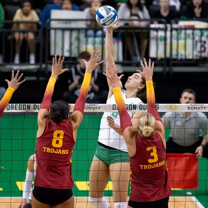 Home Finale Next After Tough Battle With USC Image