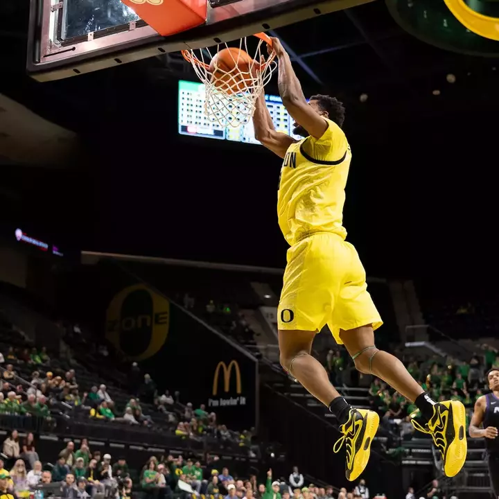 Ducks Share The Wealth To Sink Pilots Image