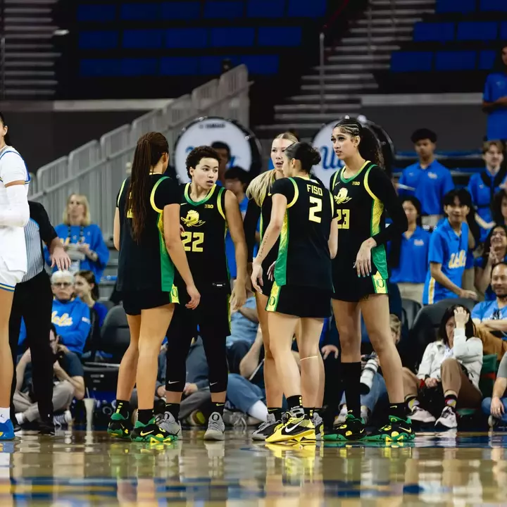 The Oregon women's basketball team takes on UCLA at Pauley Pavilion on Dec. 7, 2025.
