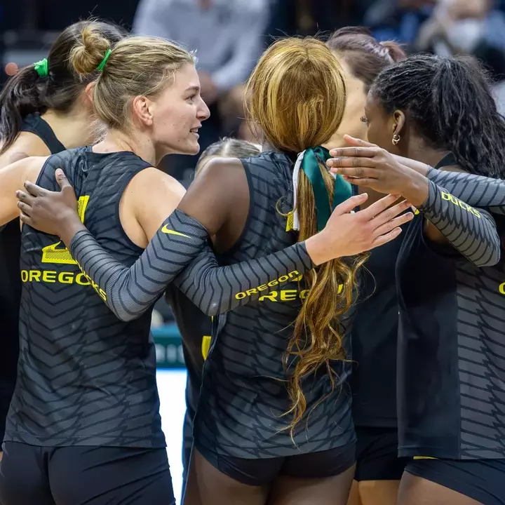 Team huddle at Michigan State (Oct. 9, 2026)