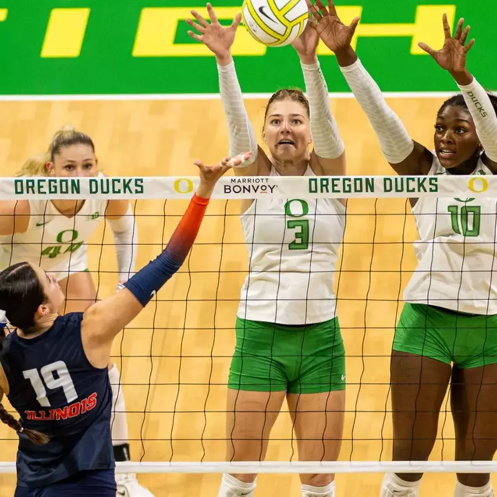 Donkers, Pollard block vs Illinois (Oct. 4, 2026)