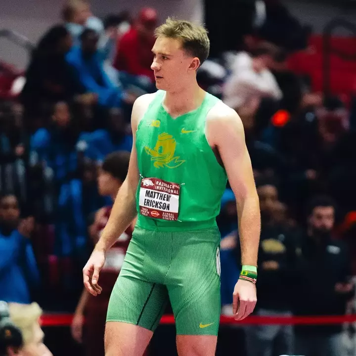 Matthew Erickson, 800m start at Razorback Invitational (Jan. 30)