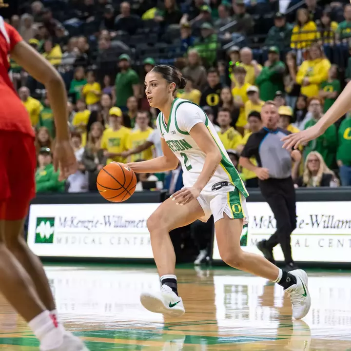 Turnovers Haunt Ducks in Loss to Buckeyes Image