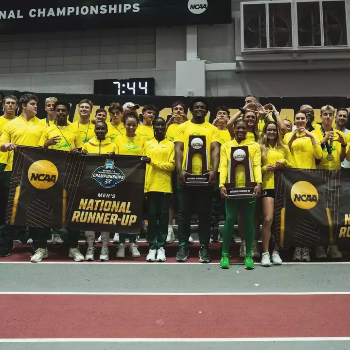 2026 NCAA Indoor runner-up - team picture
