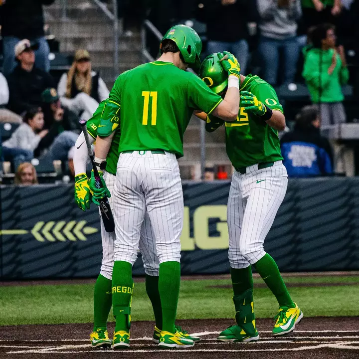 The Ducks battle at home against the Oregon State Beavers.