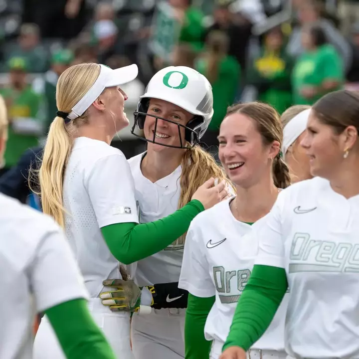 Oregon vs. Washington 4/17/26.